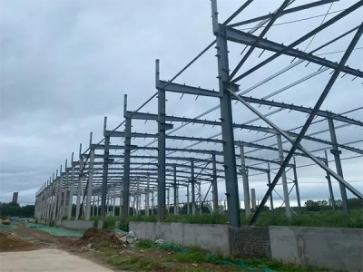 济南大型钢结构工程的施工进度管理：常见问题与解决方案